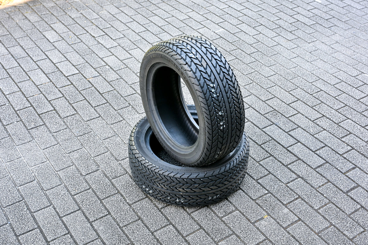 Pirelli P7 205/50R15 - 大阪市