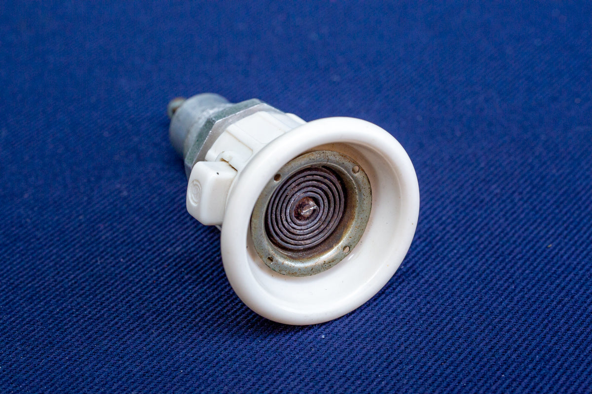 NOS 6Vシガーライター＆ソケット – GARAGE VINTAGE