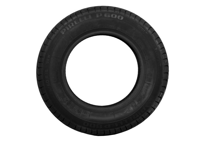 Pirelli P600 235/60WR15 – GARAGE VINTAGE