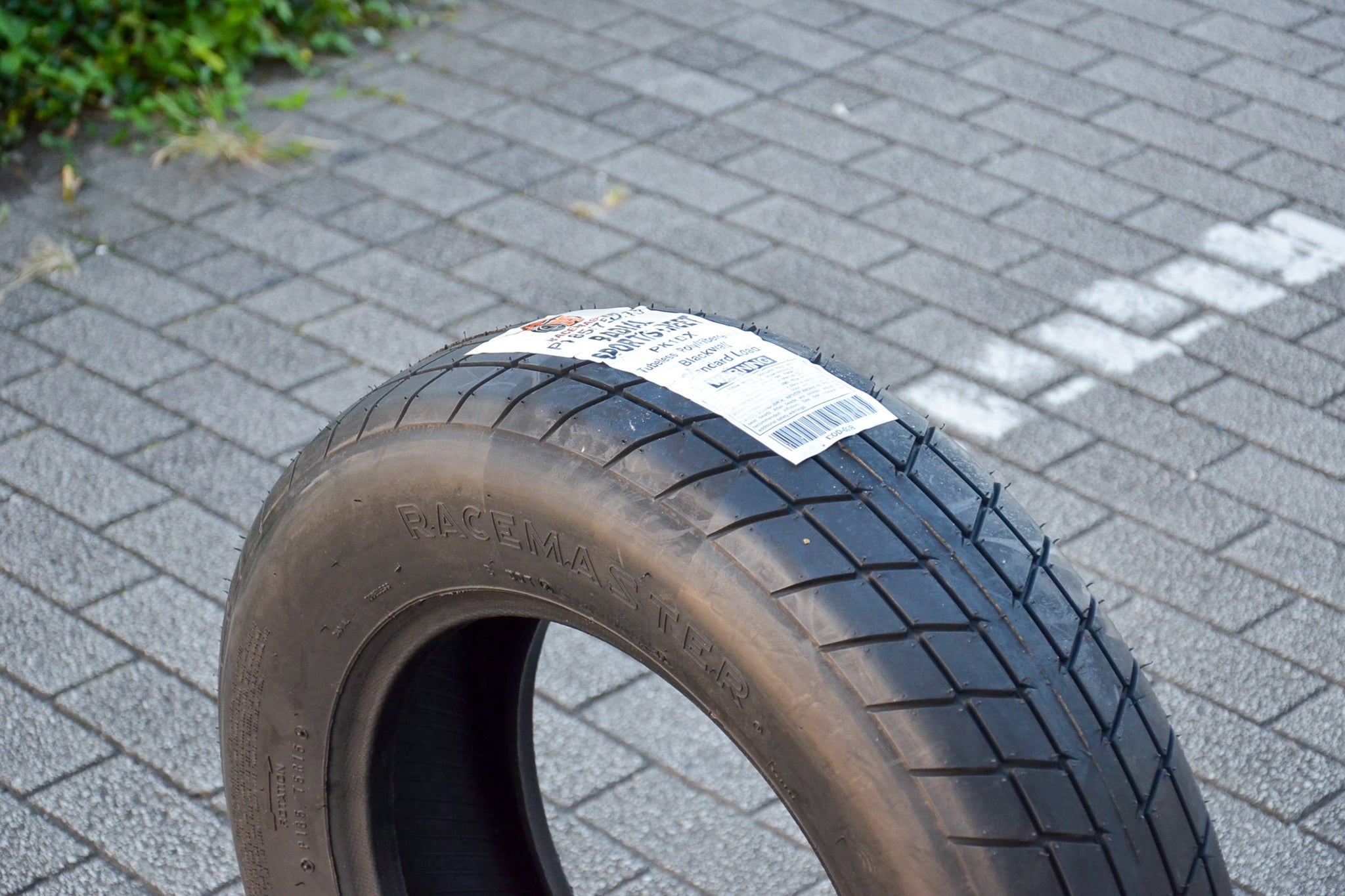 M&H Racemaster 185/75R15 – GARAGE VINTAGE