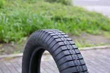 画像をギャラリービューアに読み込む, Blockley Tyre 500-19