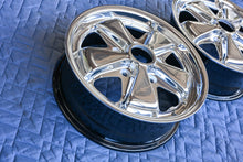 画像をギャラリービューアに読み込む, Porsche Fuchs Wheels 15inch x 5.5J 　"Show Quality"