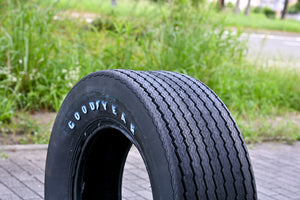 Goodyear Polyglas GT RWL E/S G60-15