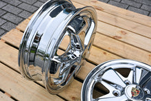 画像をギャラリービューアに読み込む, 【GARAGE VINTAGEオリジナル】911 Style Wheel Set "King Crab"(ショークォリティークローム) 15inch x 4.5J W/センターキャップ