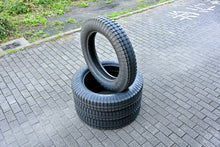 画像をギャラリービューアに読み込む, Blockley Tyre 525/600-21