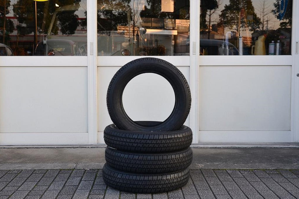 Firestone F560 125R15 – GARAGE VINTAGE